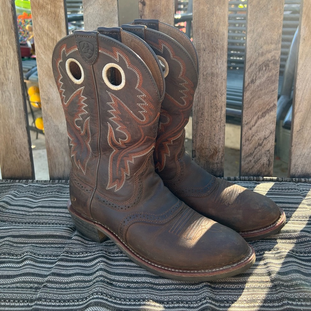 Women Ariat boot